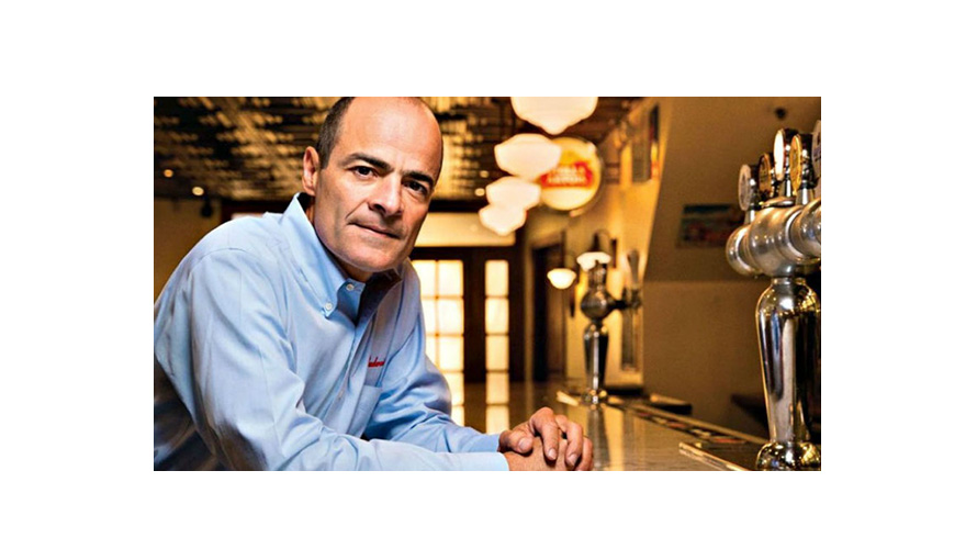 banner-A-GIGANTE-INDUSTRIAL-AB-INBEV-POE-A-BARRIGA-NO-BALCAO