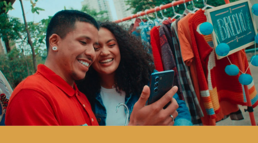 MOTOROLA-REÚNE-COLETIVOS-BRASILEIROS-PARA-NOVA-CAMPANHA-DE-MARKETING